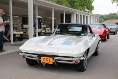 Class-15-1rst-Herm-_-Terri-Platt-1963-Chevrolet-Corvette-6